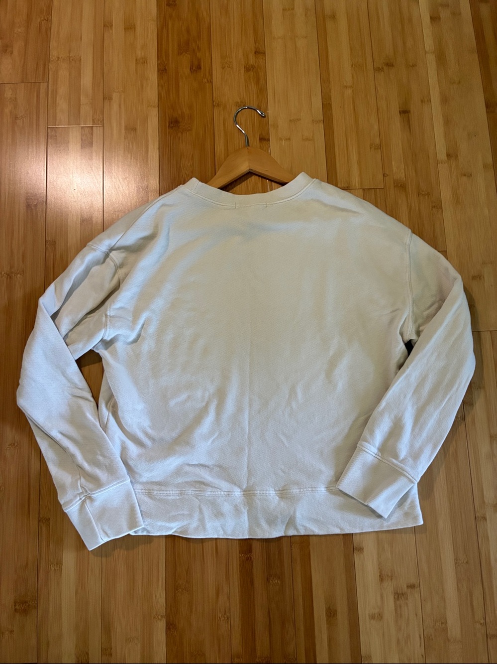 perfectwhitetee Tyler French Terry Sweatshirt Women’s M Natural Beige - Picture 5 of 7